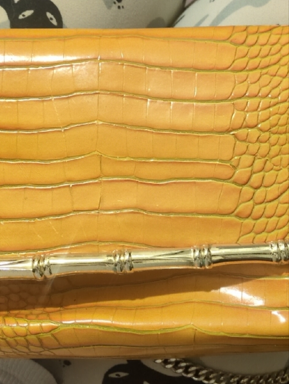 Zara Trapaluc - Yellow Croc-Embossed Women's Shoulder Bag with Gold Accent